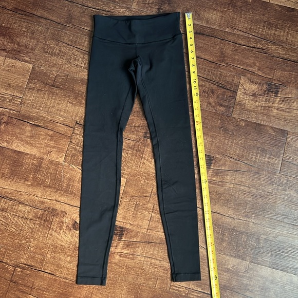 Gently used Lululemon Athletica full length wunder under black leggings c60416 - Picture 7 of 8
